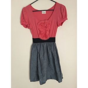 Short Sleeve Rose Midi Dress